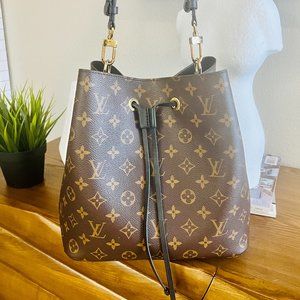 Louis Vuitton NÉONOÉ MM Bag
